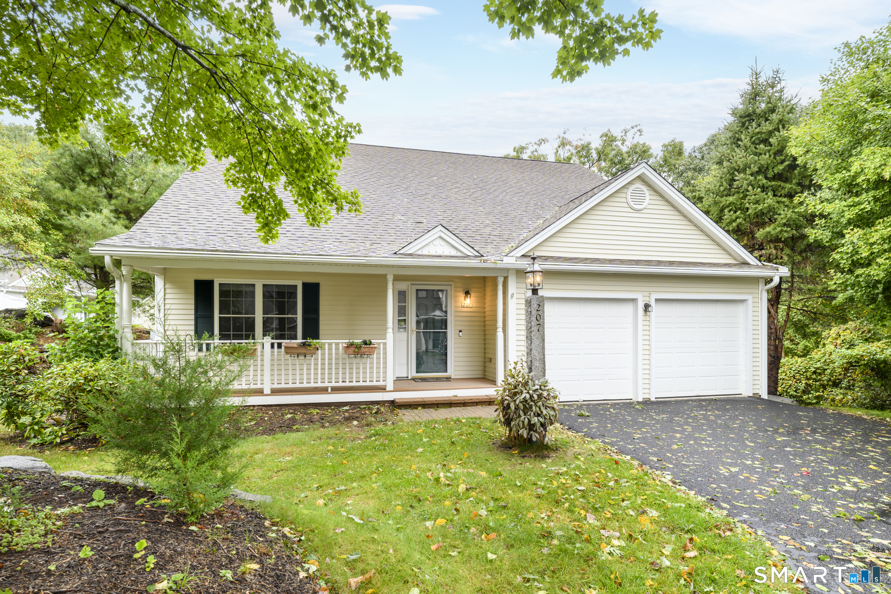 207 Woodlawn Drive Seymour CT 06483