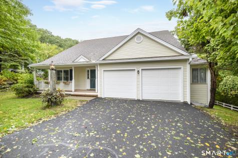 207 Woodlawn Drive Seymour CT 06483