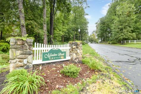 207 Woodlawn Drive Seymour CT 06483