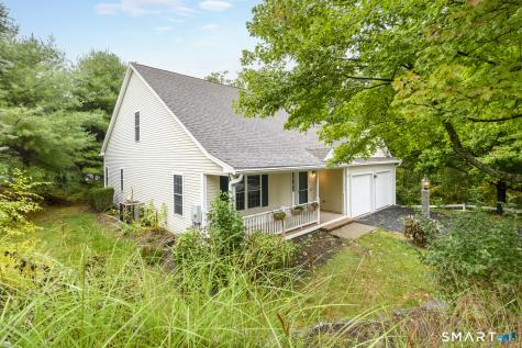 207 Woodlawn Drive Seymour CT 06483