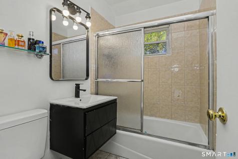 51-71 Park Avenue Danbury CT 06810