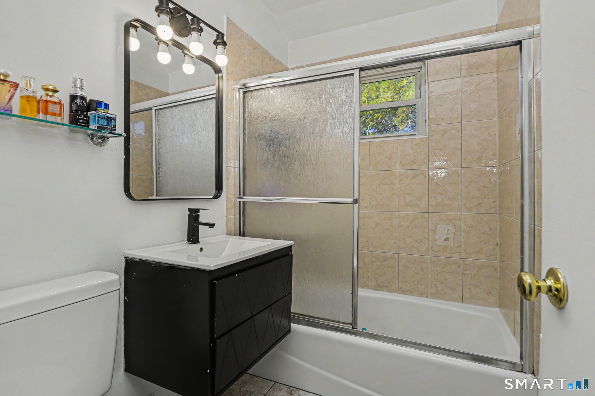51-71 Park Avenue Danbury CT 06810