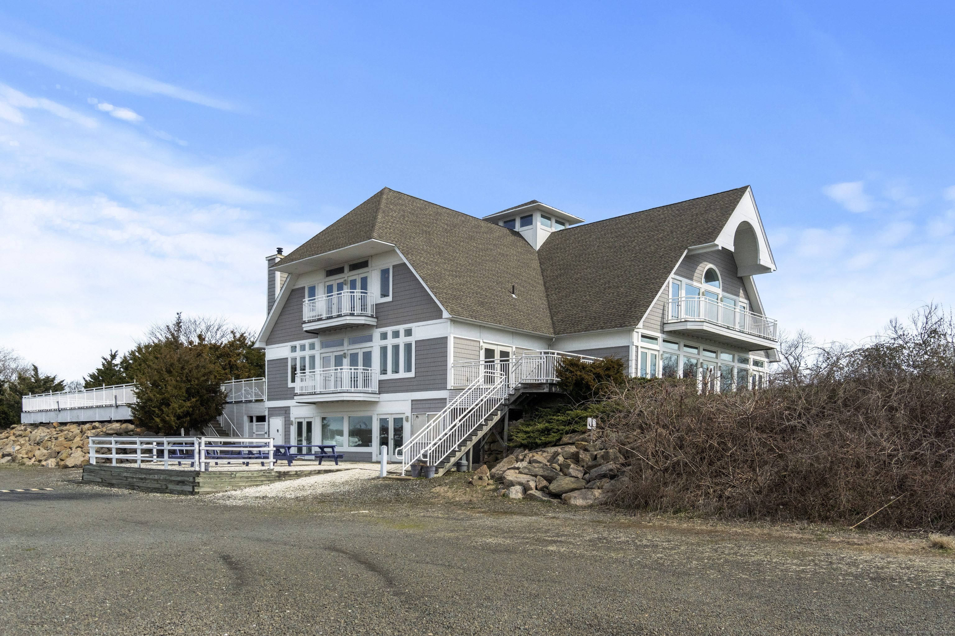 379 Whitfield Street Guilford CT 06437