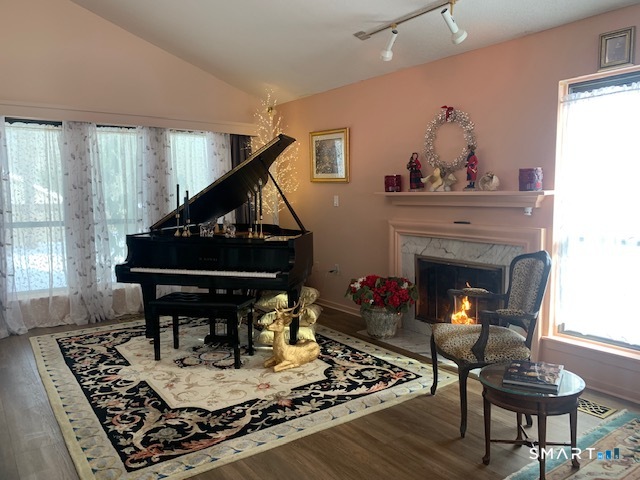 28 Cottonwood Drive Avon CT 06001