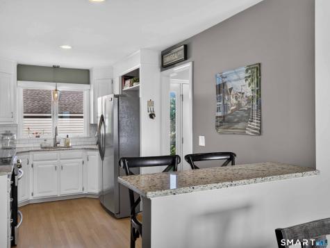 100 Dudley Avenue Old Saybrook CT 06475