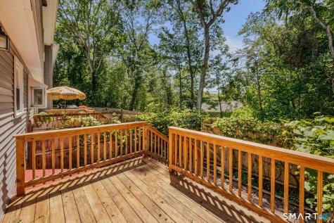 81 East Pattagansett Road East Lyme CT 06357