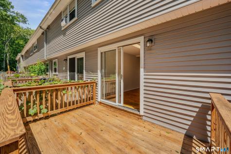81 East Pattagansett Road East Lyme CT 06357