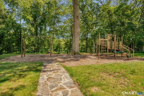 81 East Pattagansett Road East Lyme CT 06357