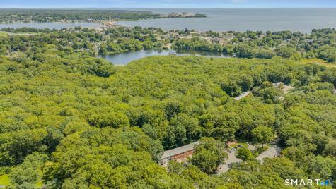 81 East Pattagansett Road East Lyme CT 06357