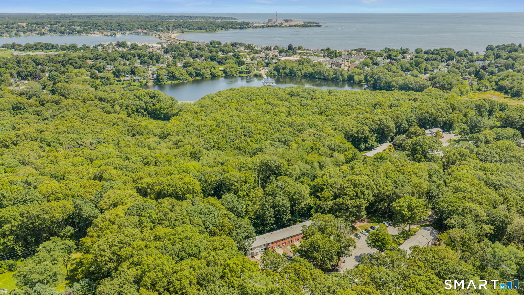81 East Pattagansett Road East Lyme CT 06357