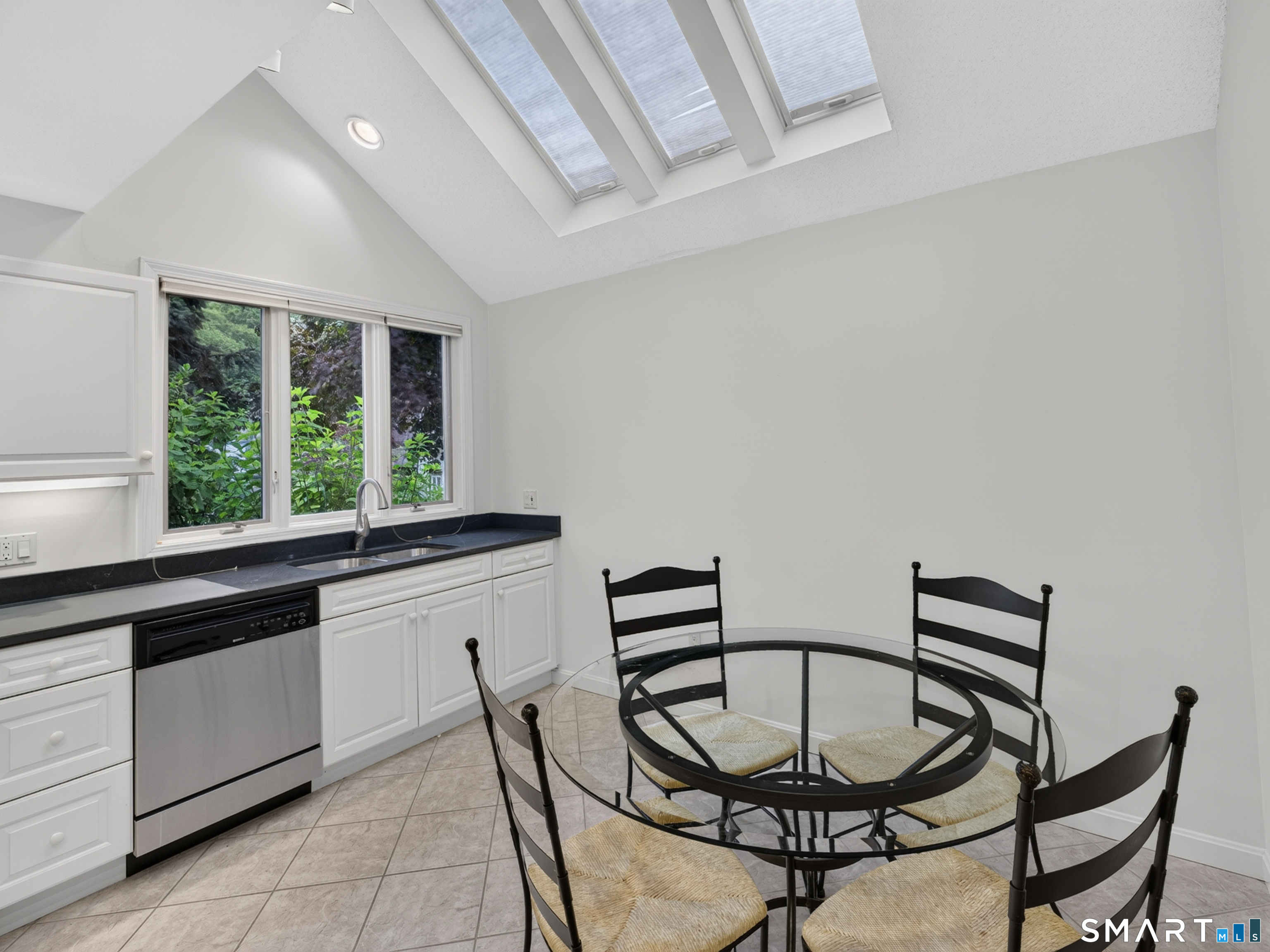 6 Griffen Drive Stonington CT 06355