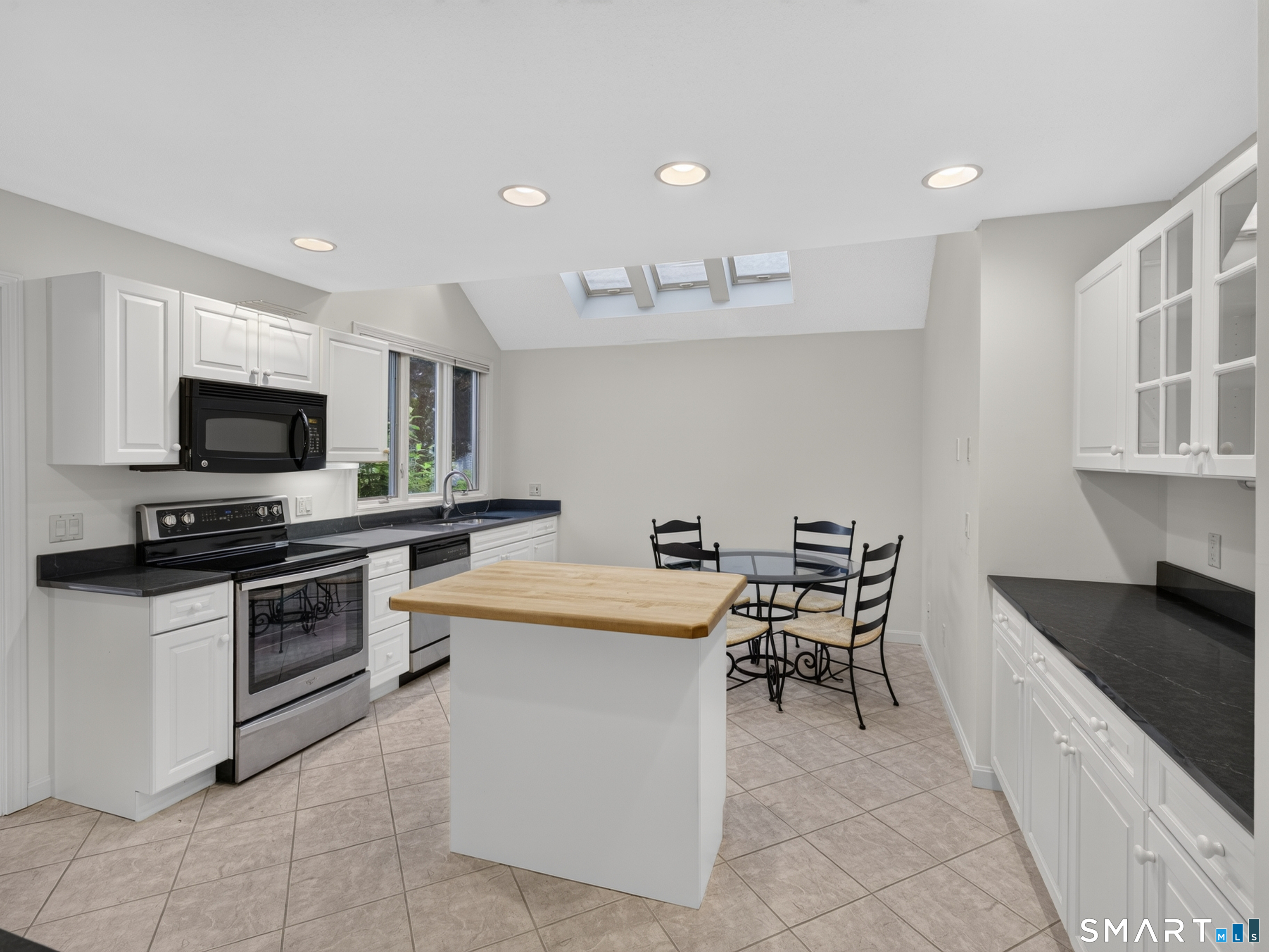 6 Griffen Drive Stonington CT 06355