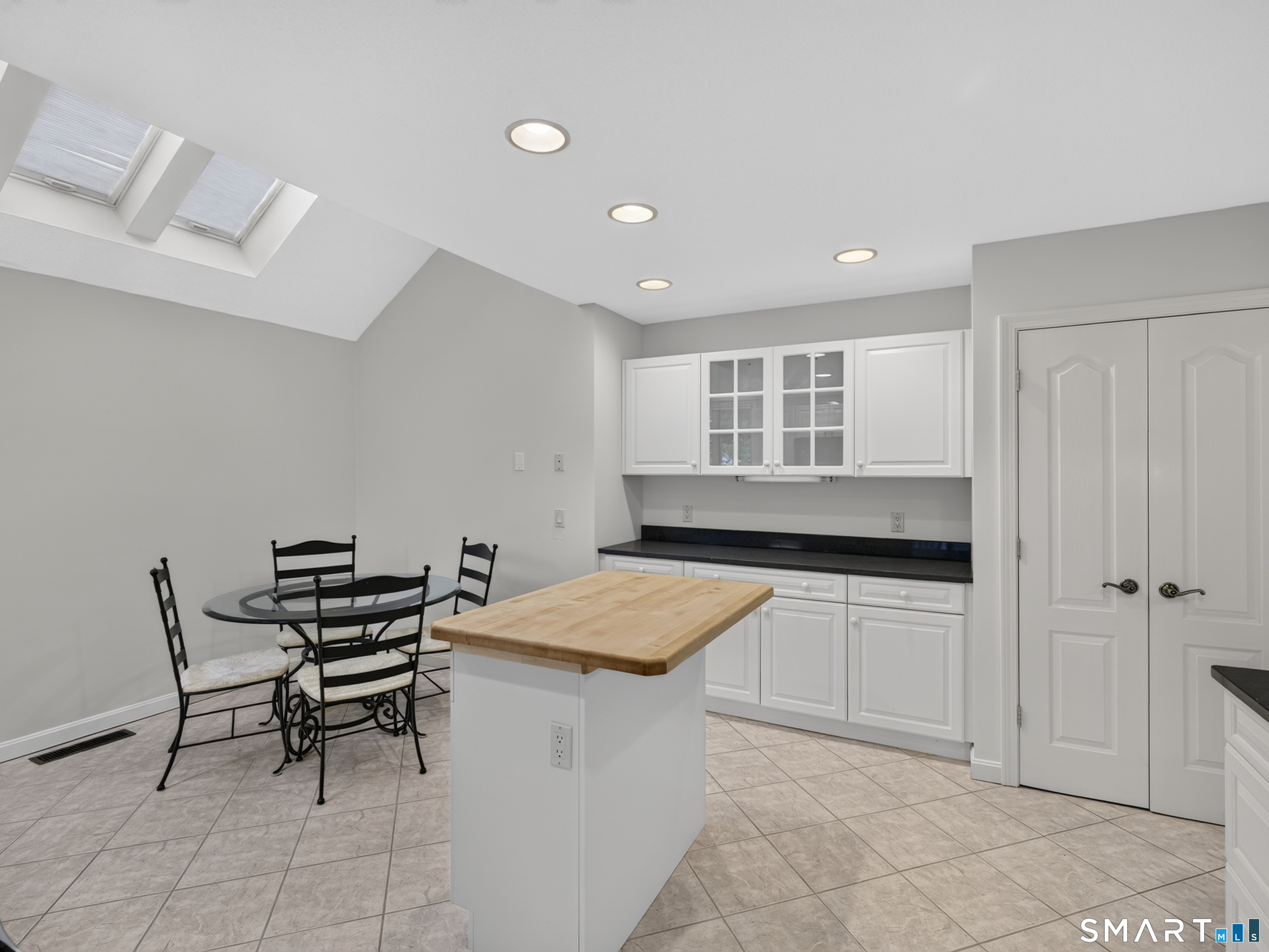 6 Griffen Drive Stonington CT 06355