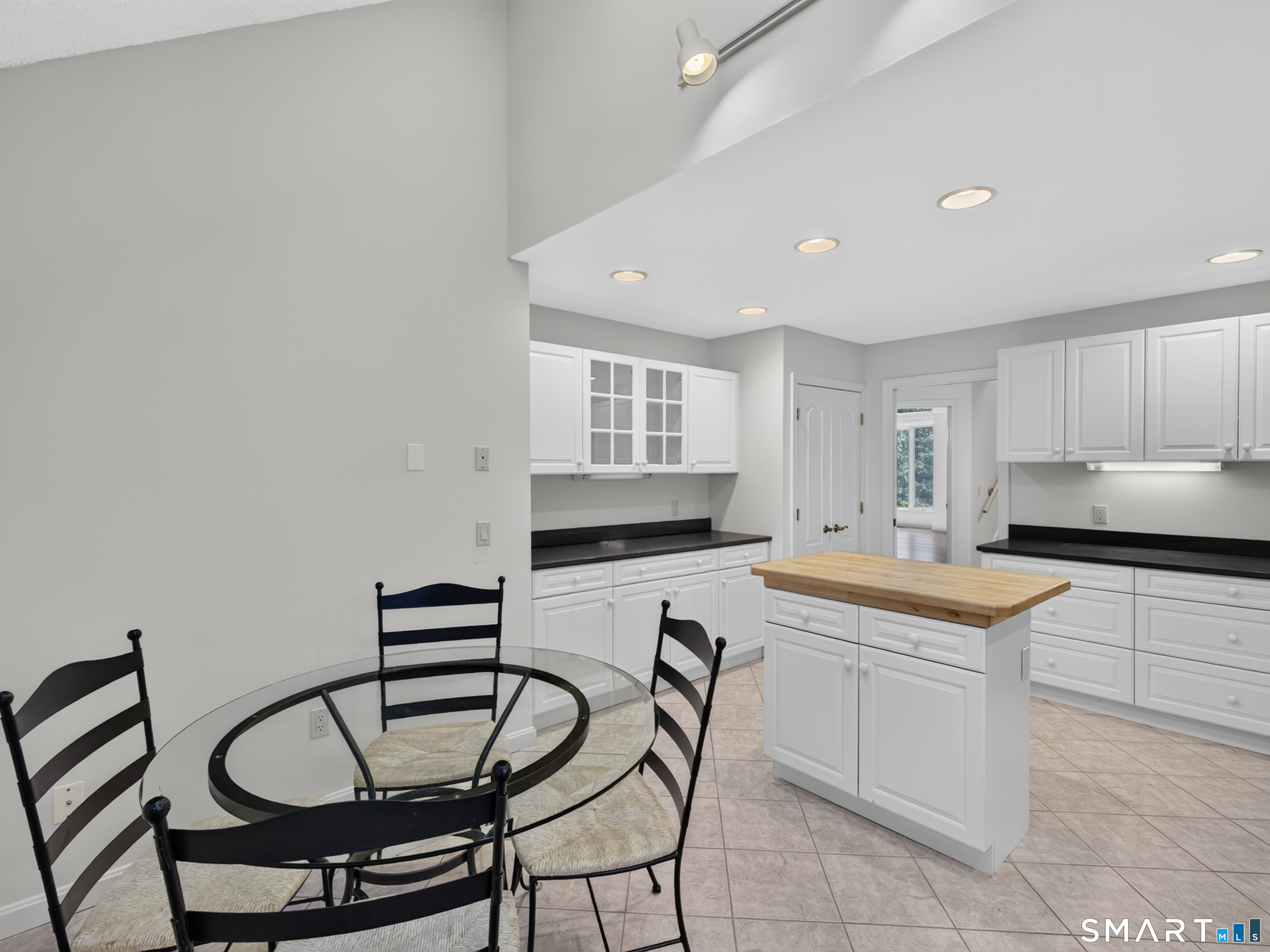 6 Griffen Drive Stonington CT 06355