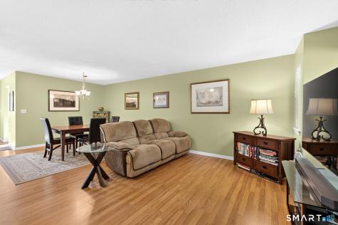 87 Hilltop Drive Simsbury CT 06089