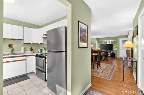87 Hilltop Drive Simsbury CT 06089