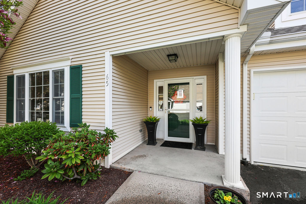 65 Henley Way West Hartford CT 06117