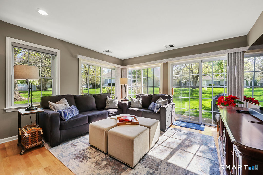 65 Henley Way West Hartford CT 06117