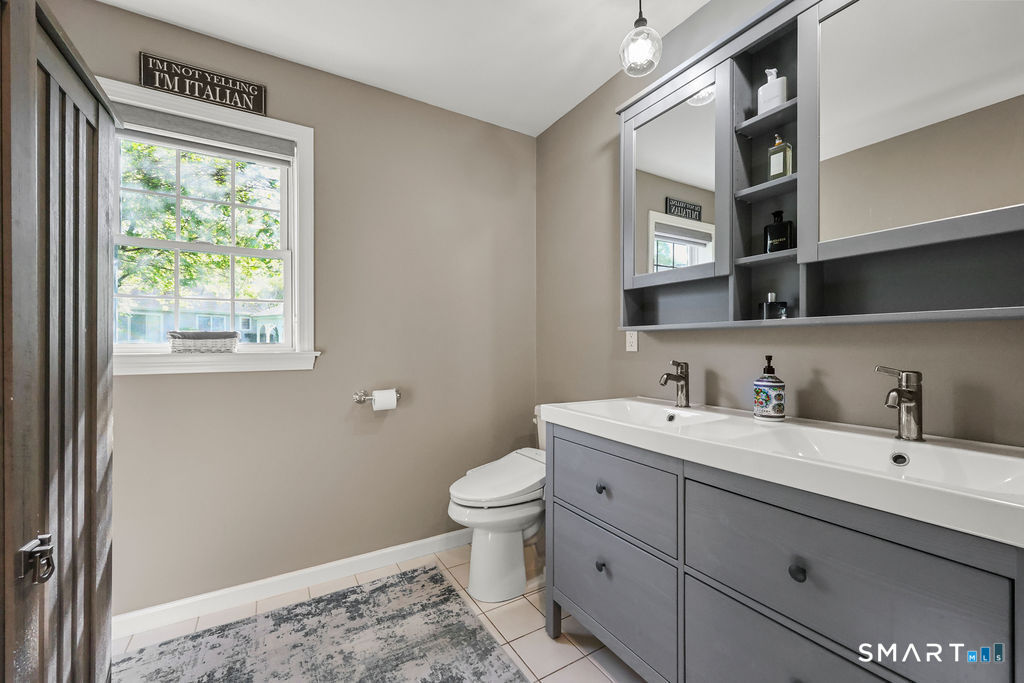 65 Henley Way West Hartford CT 06117
