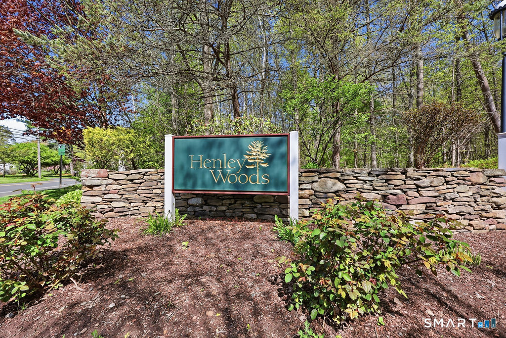 65 Henley Way West Hartford CT 06117