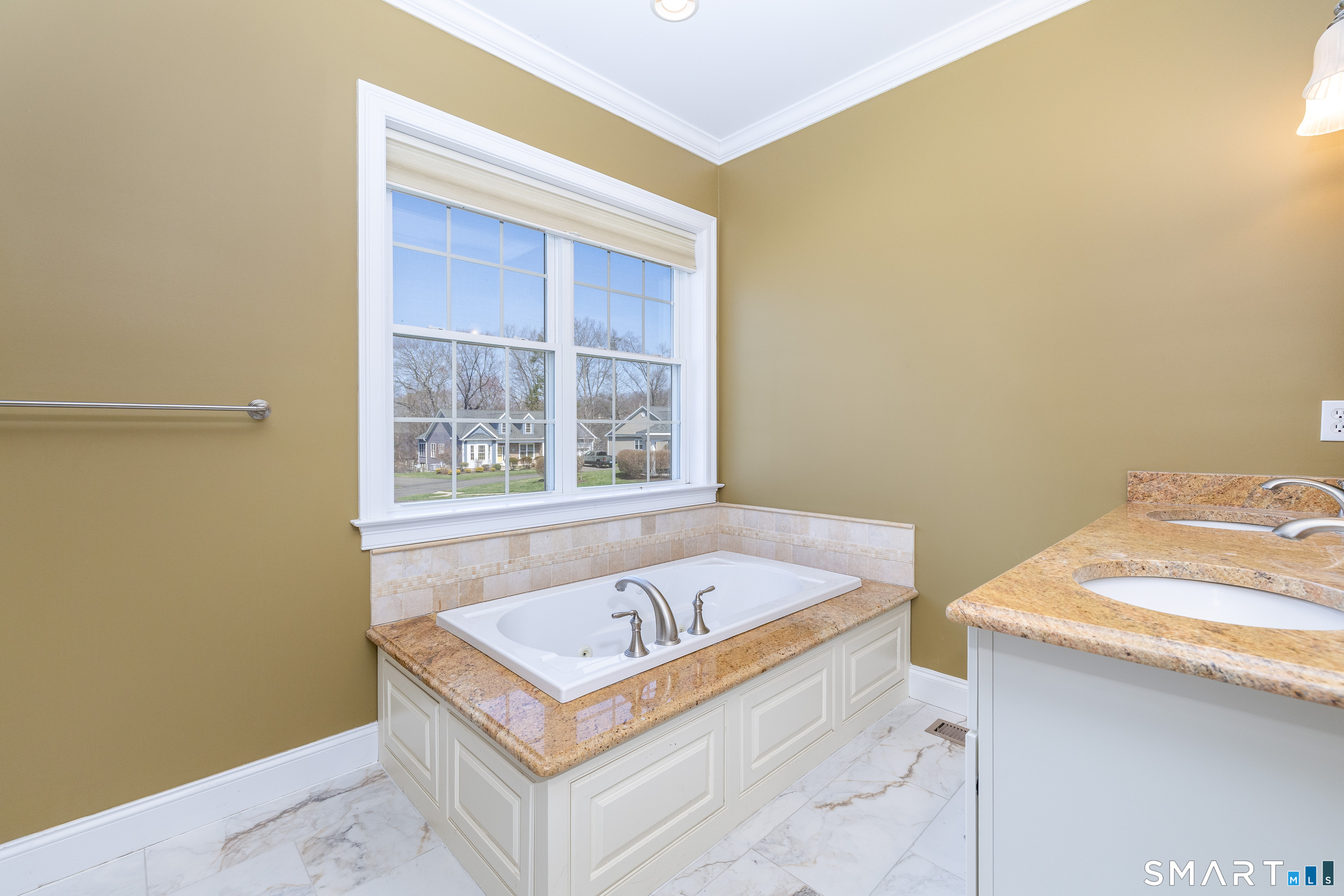 90 Apple Gate Southington CT 06489