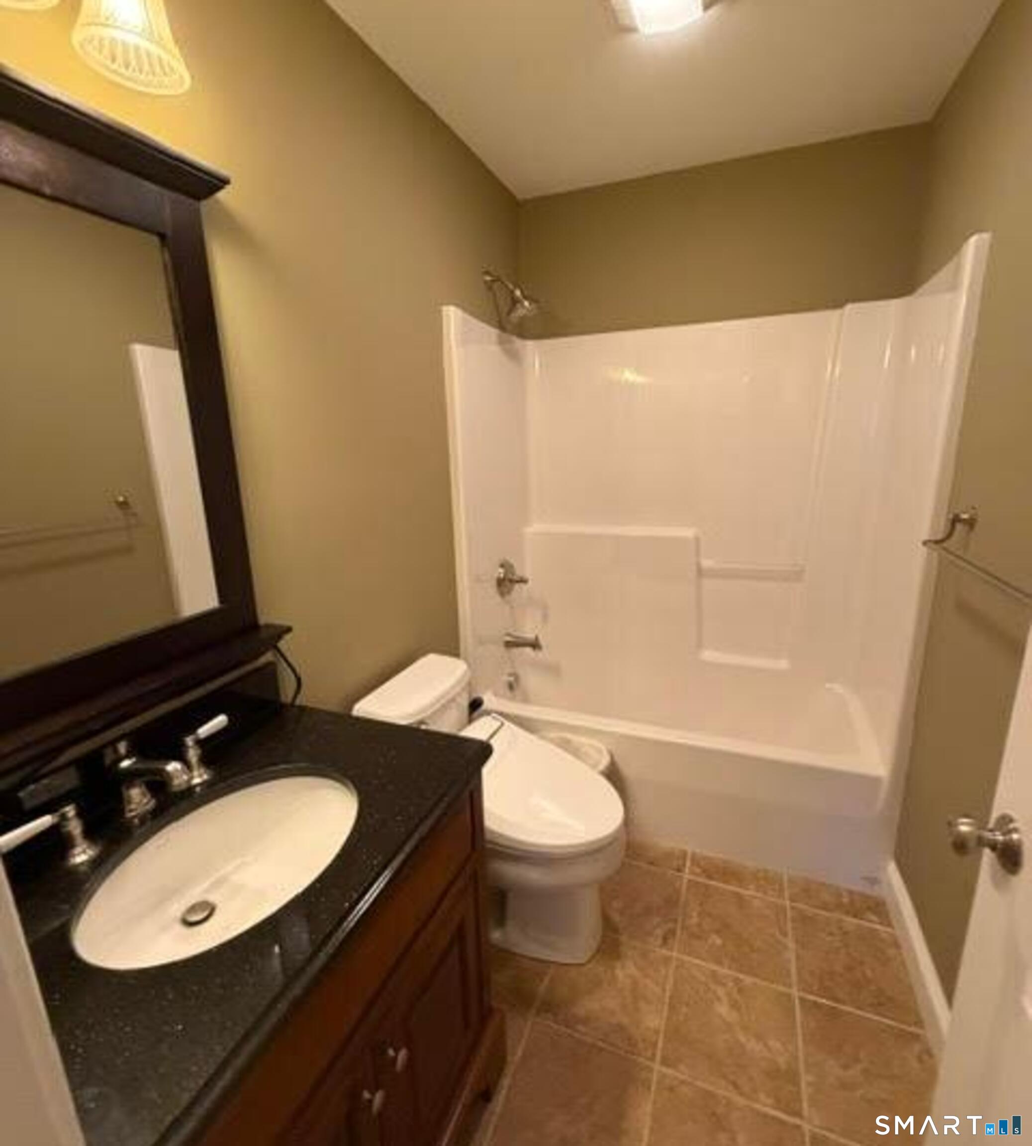 90 Apple Gate Southington CT 06489
