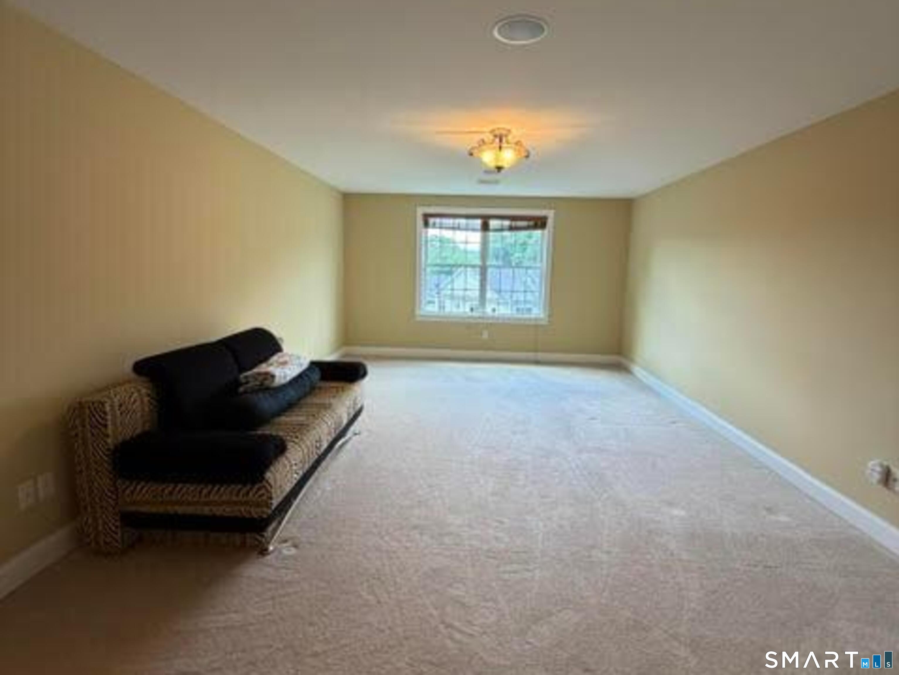 90 Apple Gate Southington CT 06489