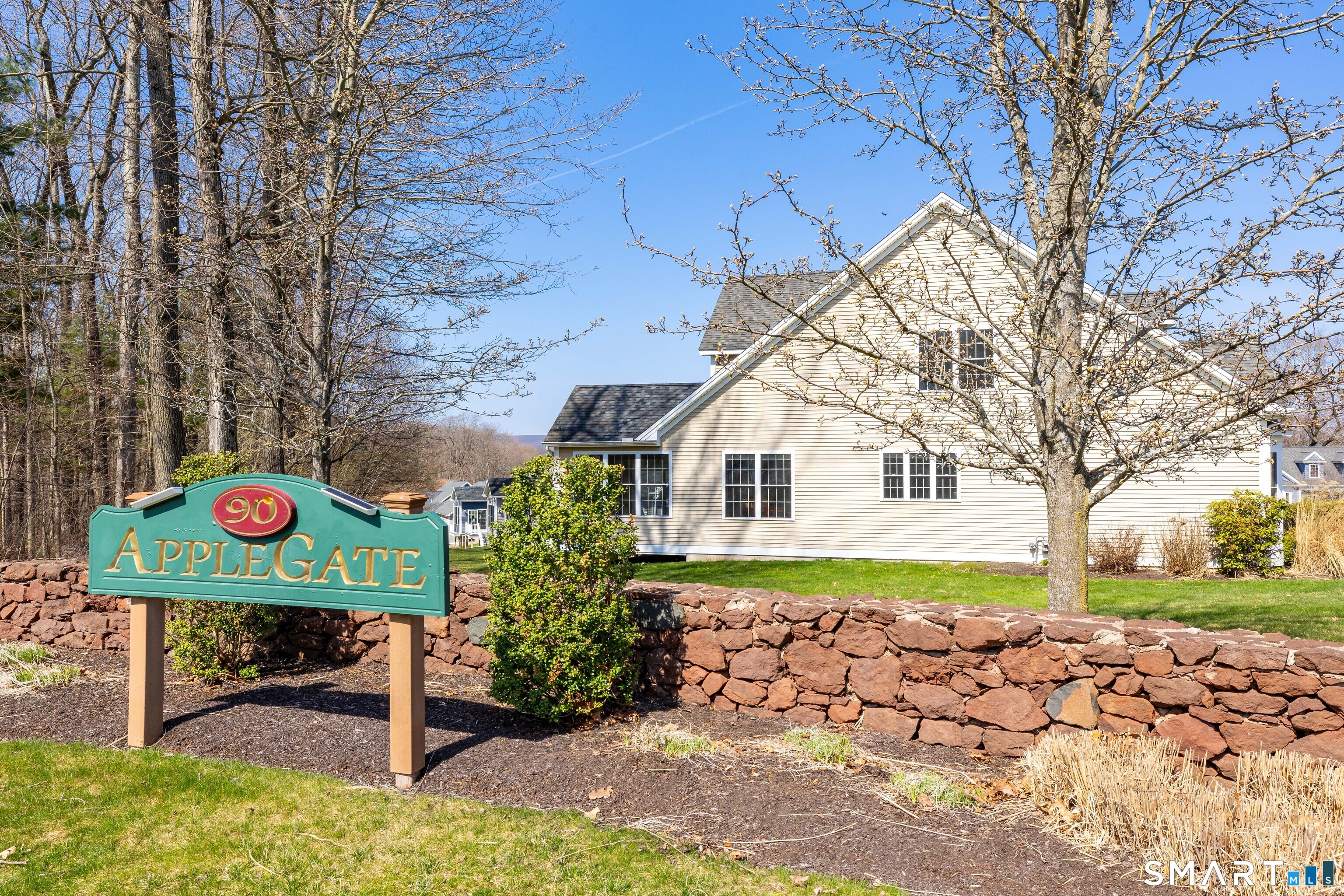 90 Apple Gate Southington CT 06489