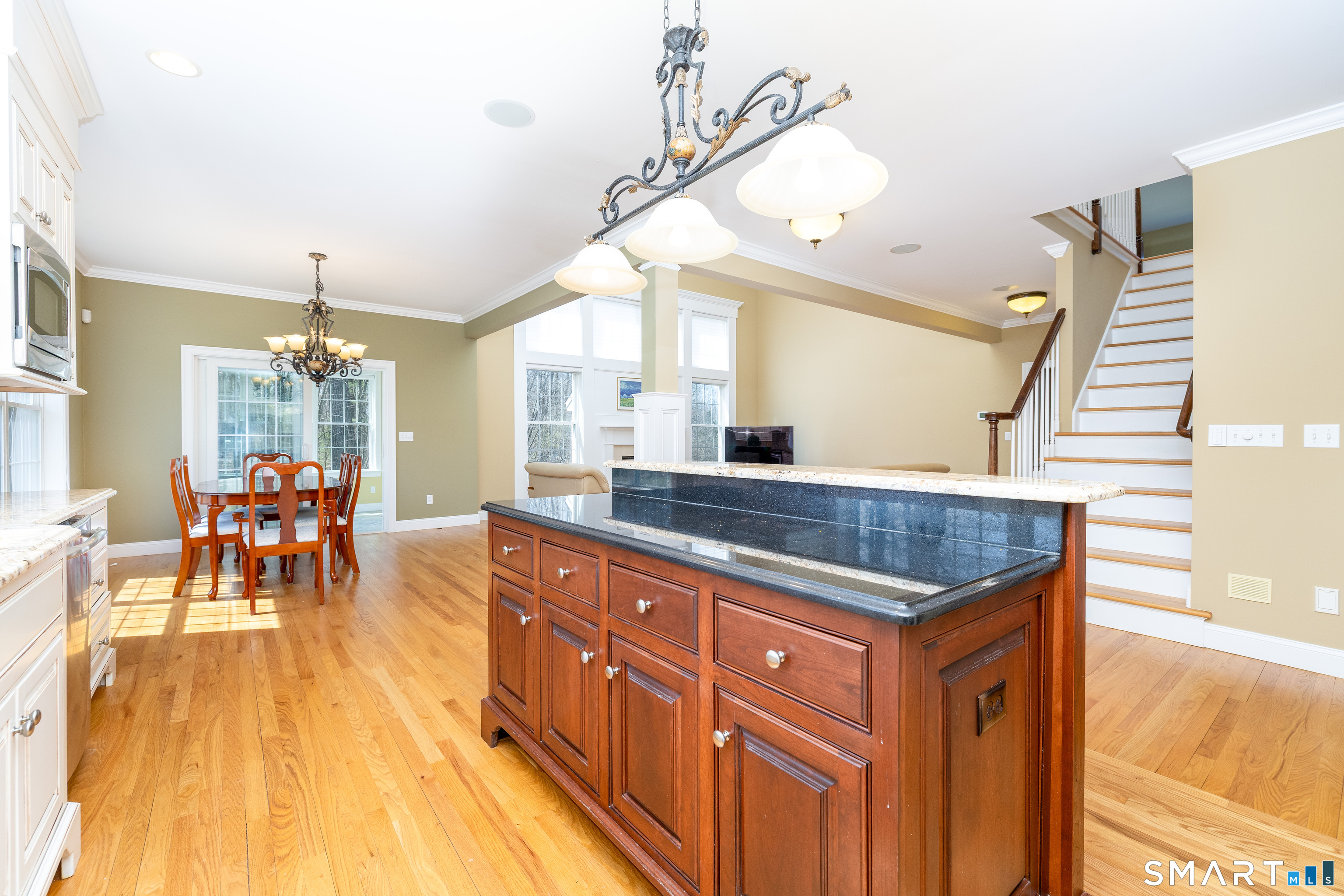 90 Apple Gate Southington CT 06489