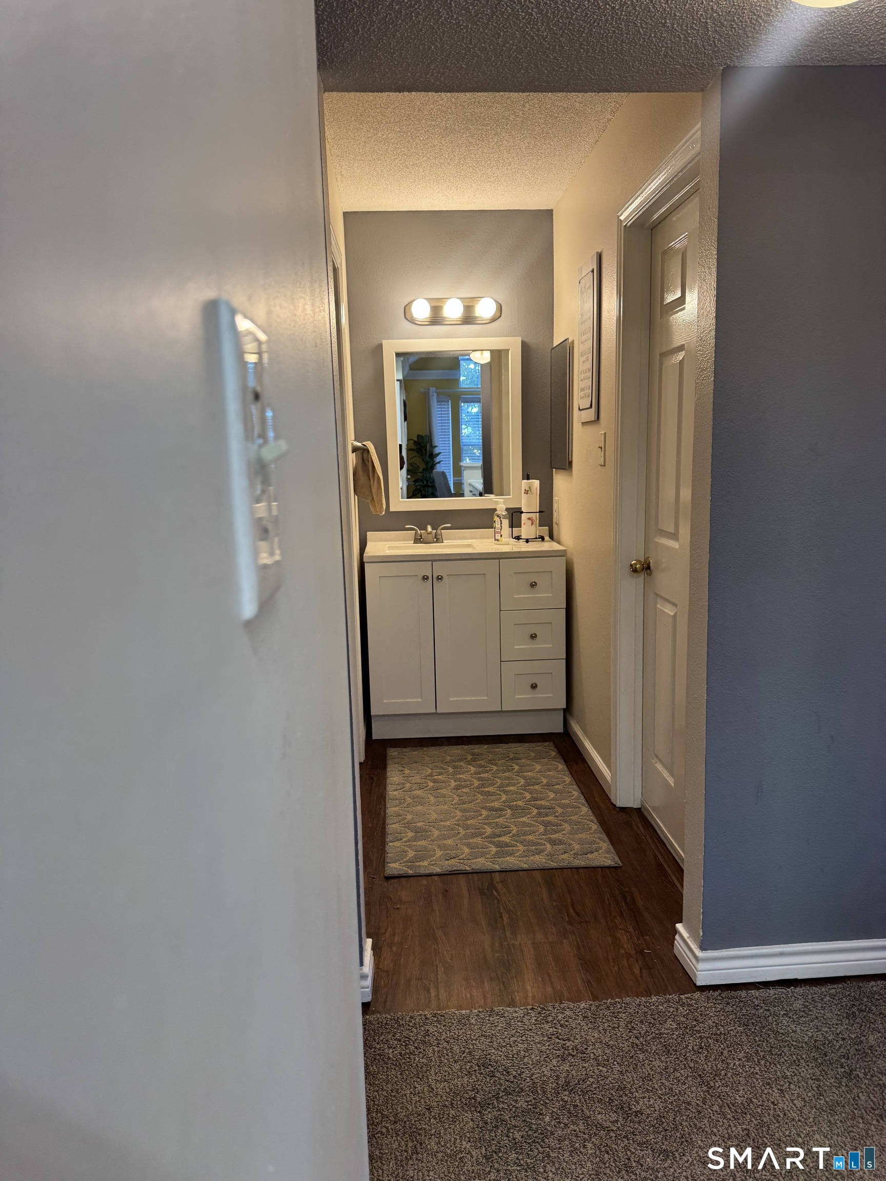 31 High Street East Hartford CT 06118