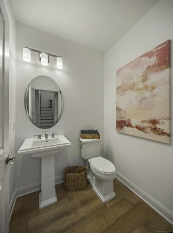 101 Brentwood Circle Danbury CT 06810