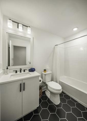 101 Brentwood Circle Danbury CT 06810