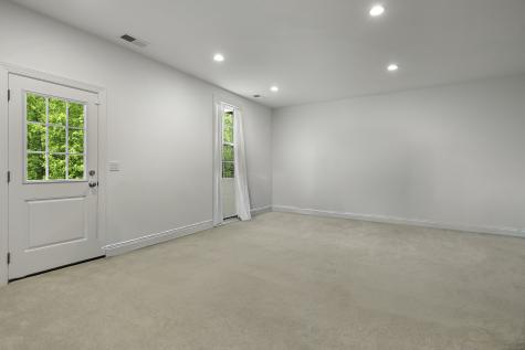 101 Brentwood Circle Danbury CT 06810