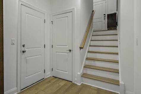 101 Brentwood Circle Danbury CT 06810