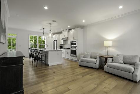 101 Brentwood Circle Danbury CT 06810