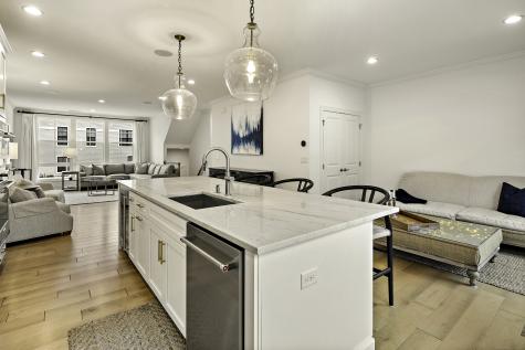 101 Brentwood Circle Danbury CT 06810