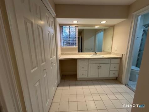 809 Heritage Village Southbury CT 06488