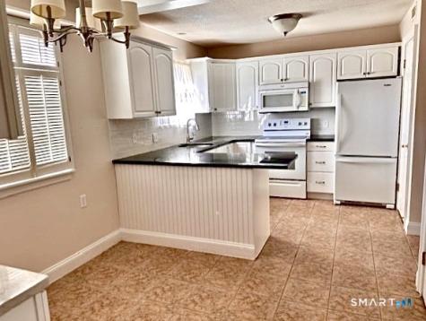 809 Heritage Village Southbury CT 06488