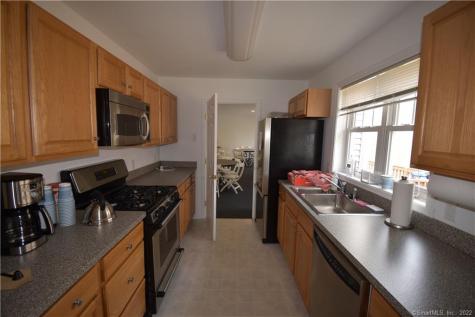 375 Allyn Street Groton CT 06355