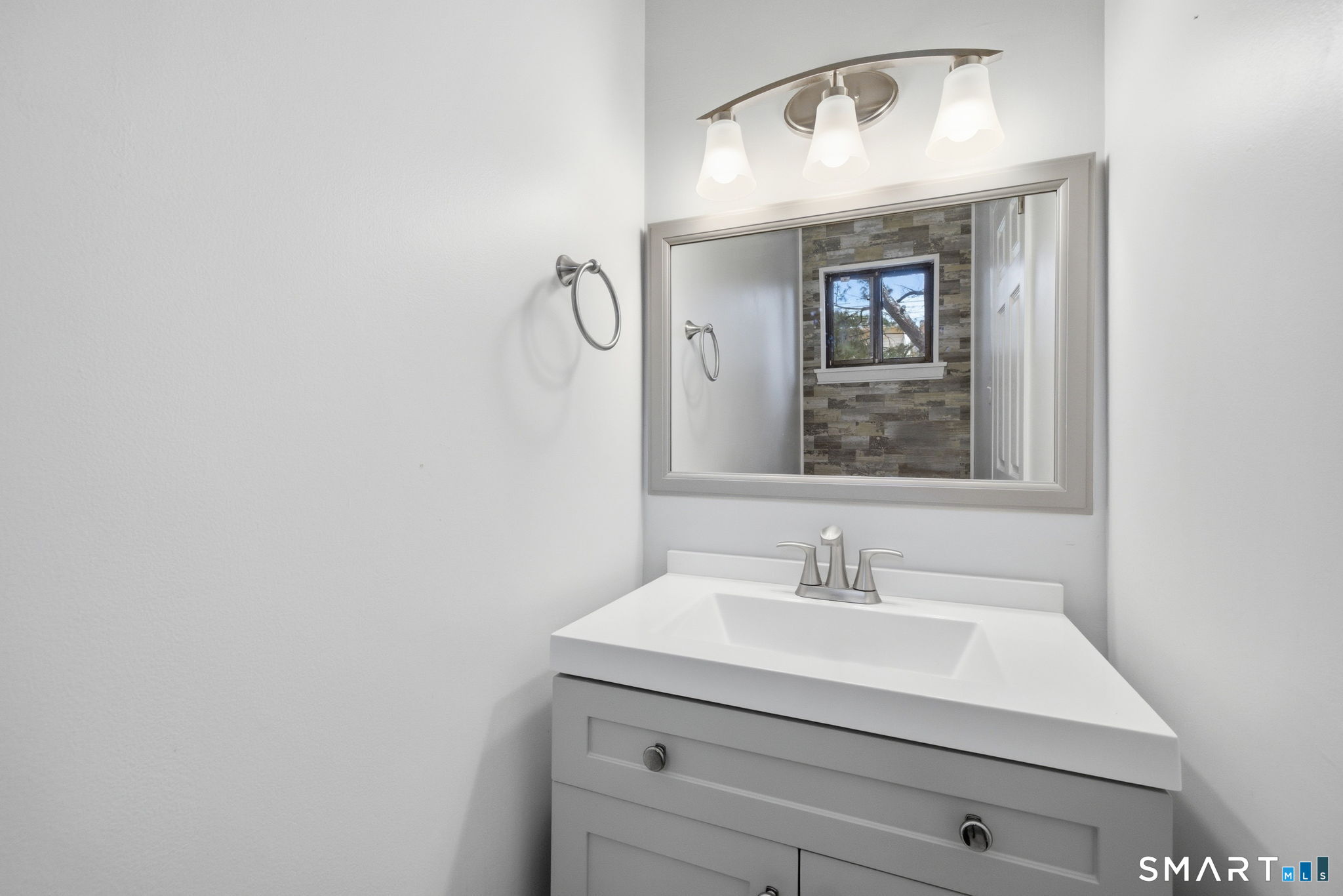 21 Mountain Laurel Court Cromwell CT 06416
