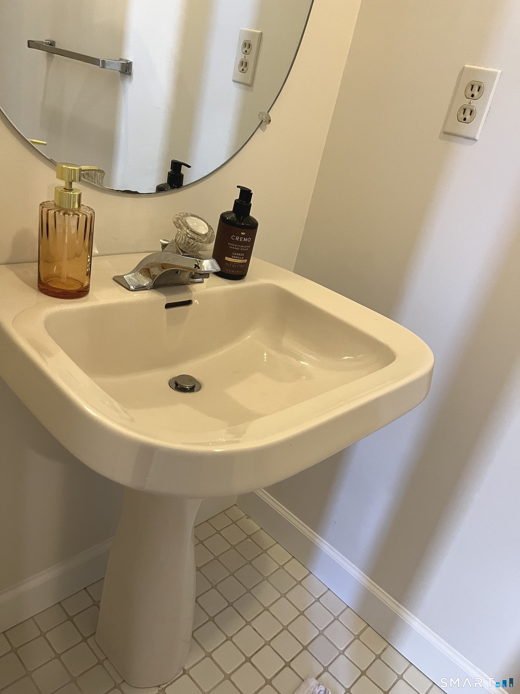 2609 Mill Pond Drive South Windsor CT 06074