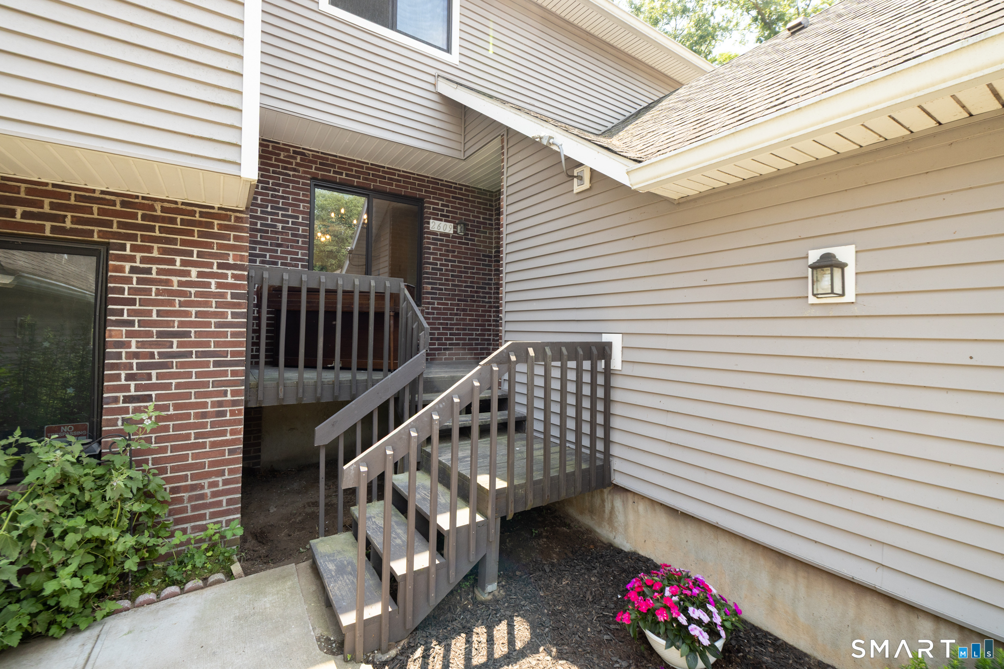 2609 Mill Pond Drive South Windsor CT 06074