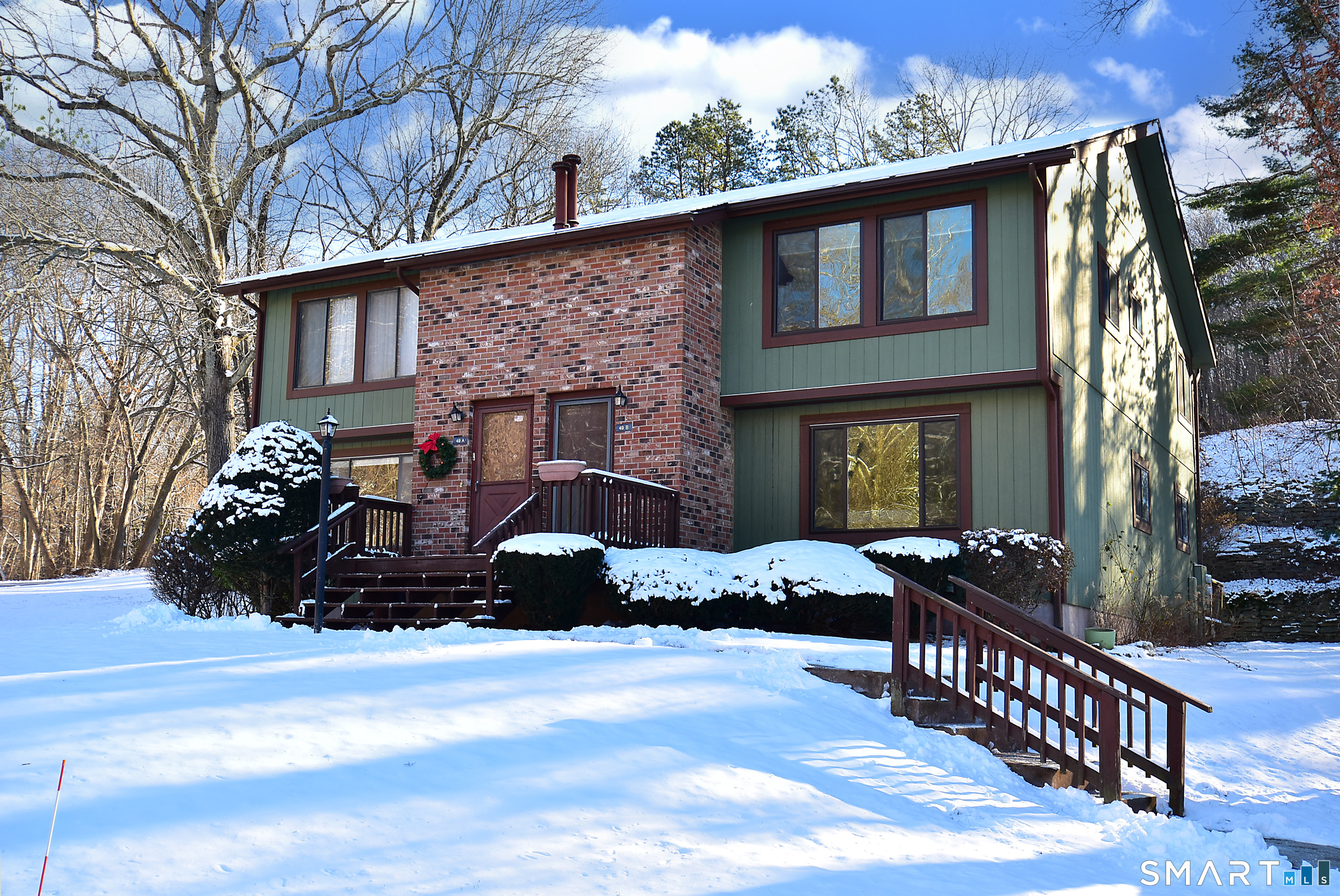 49 Cliffside Drive Manchester CT 06042
