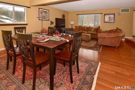 49 Cliffside Drive Manchester CT 06042