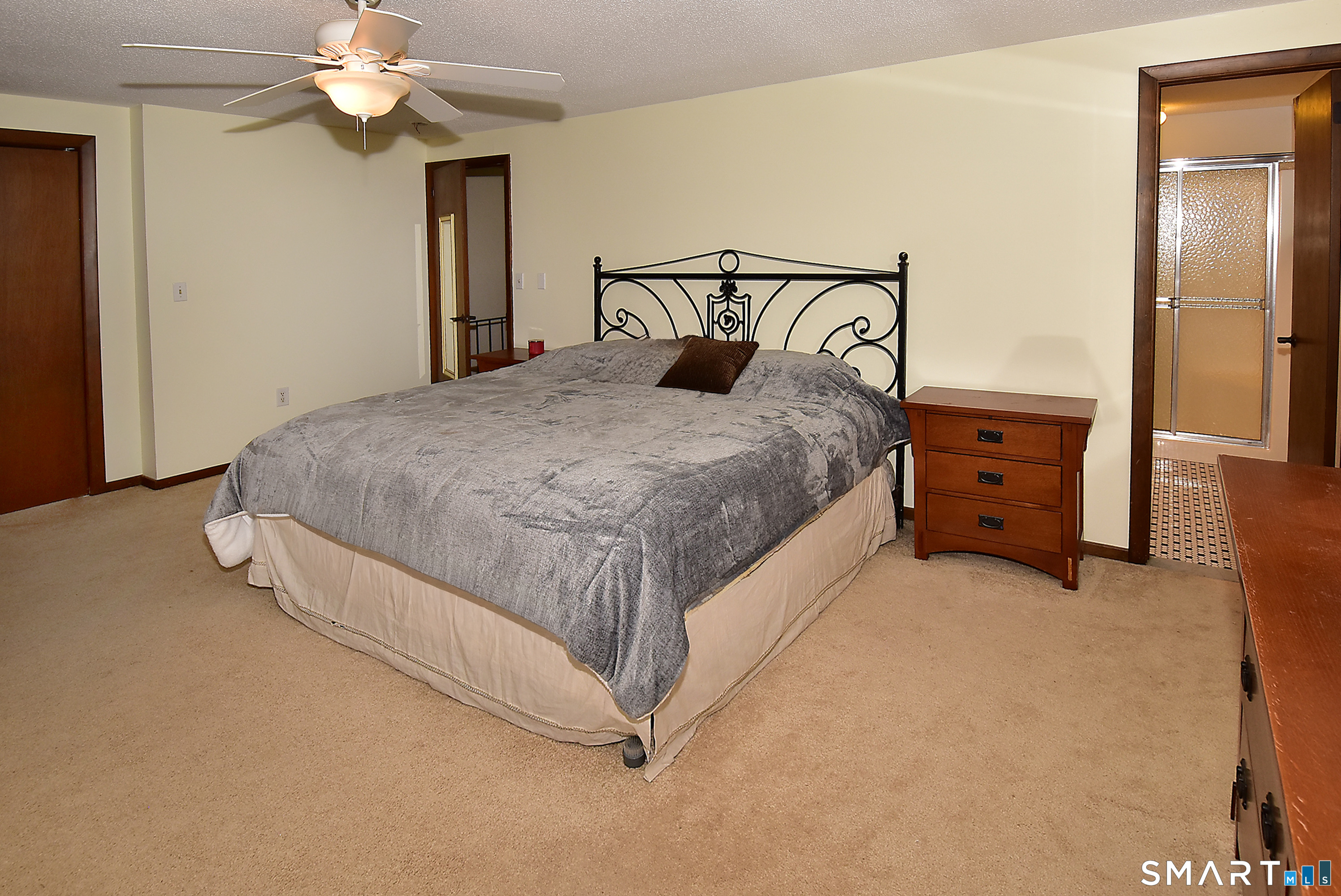 49 Cliffside Drive Manchester CT 06042