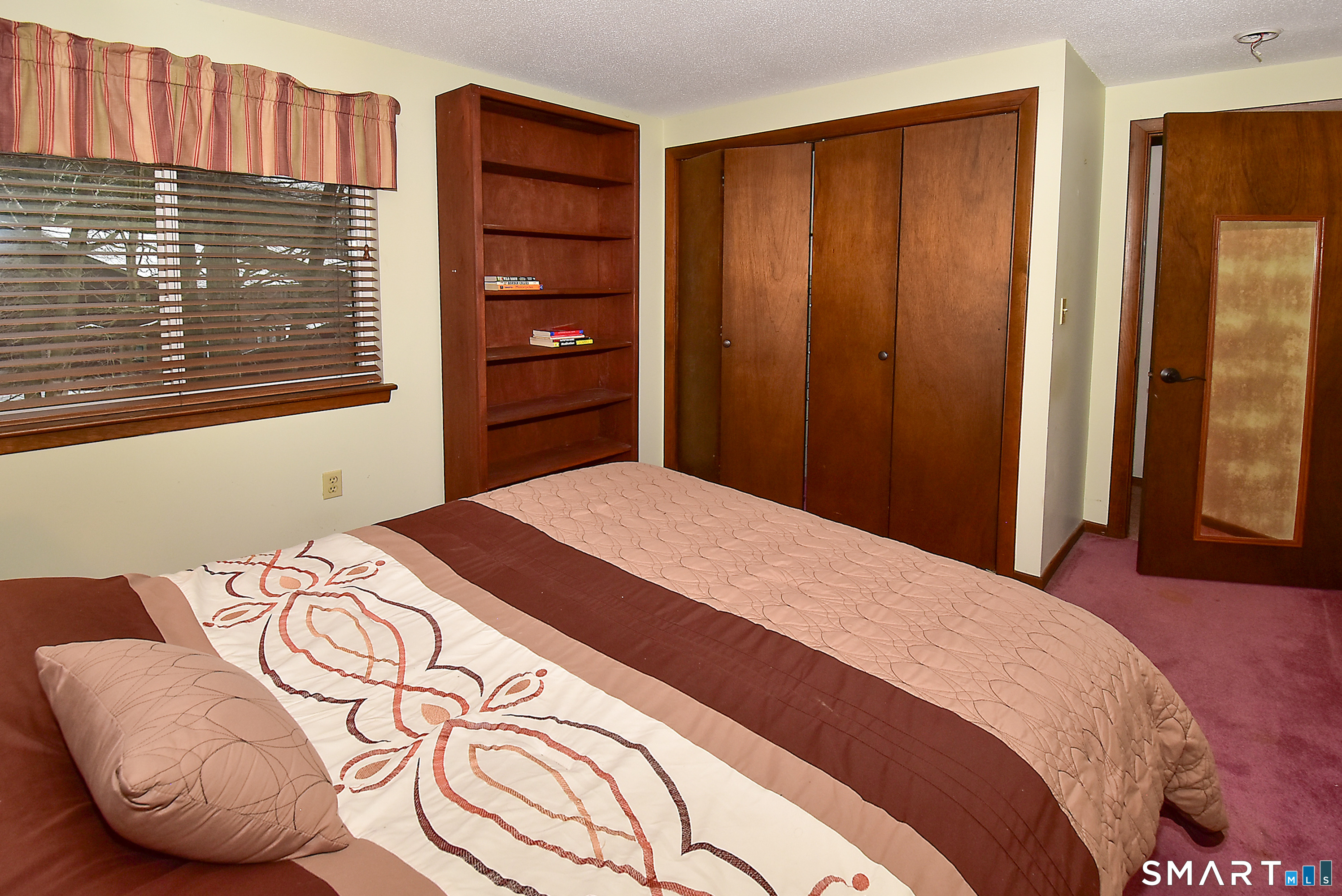 49 Cliffside Drive Manchester CT 06042