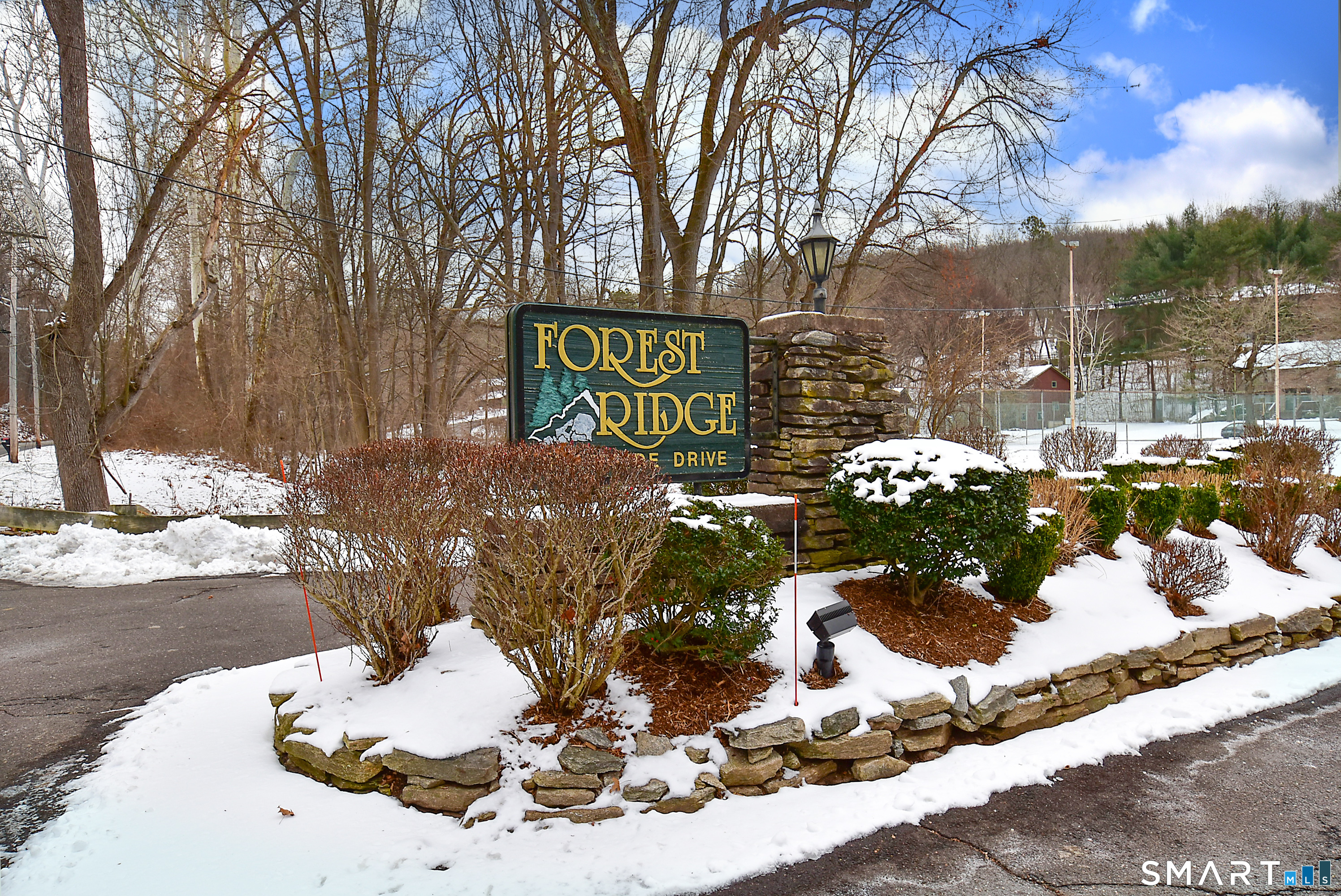 49 Cliffside Drive Manchester CT 06042