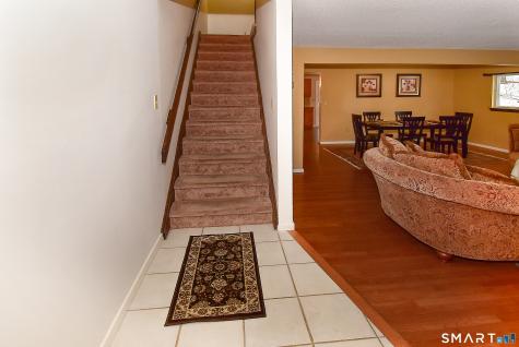 49 Cliffside Drive Manchester CT 06042