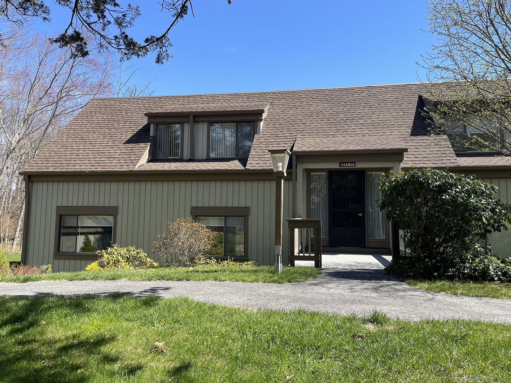 54 Heritage Village Southbury, CT Real Estate Listing InternalID