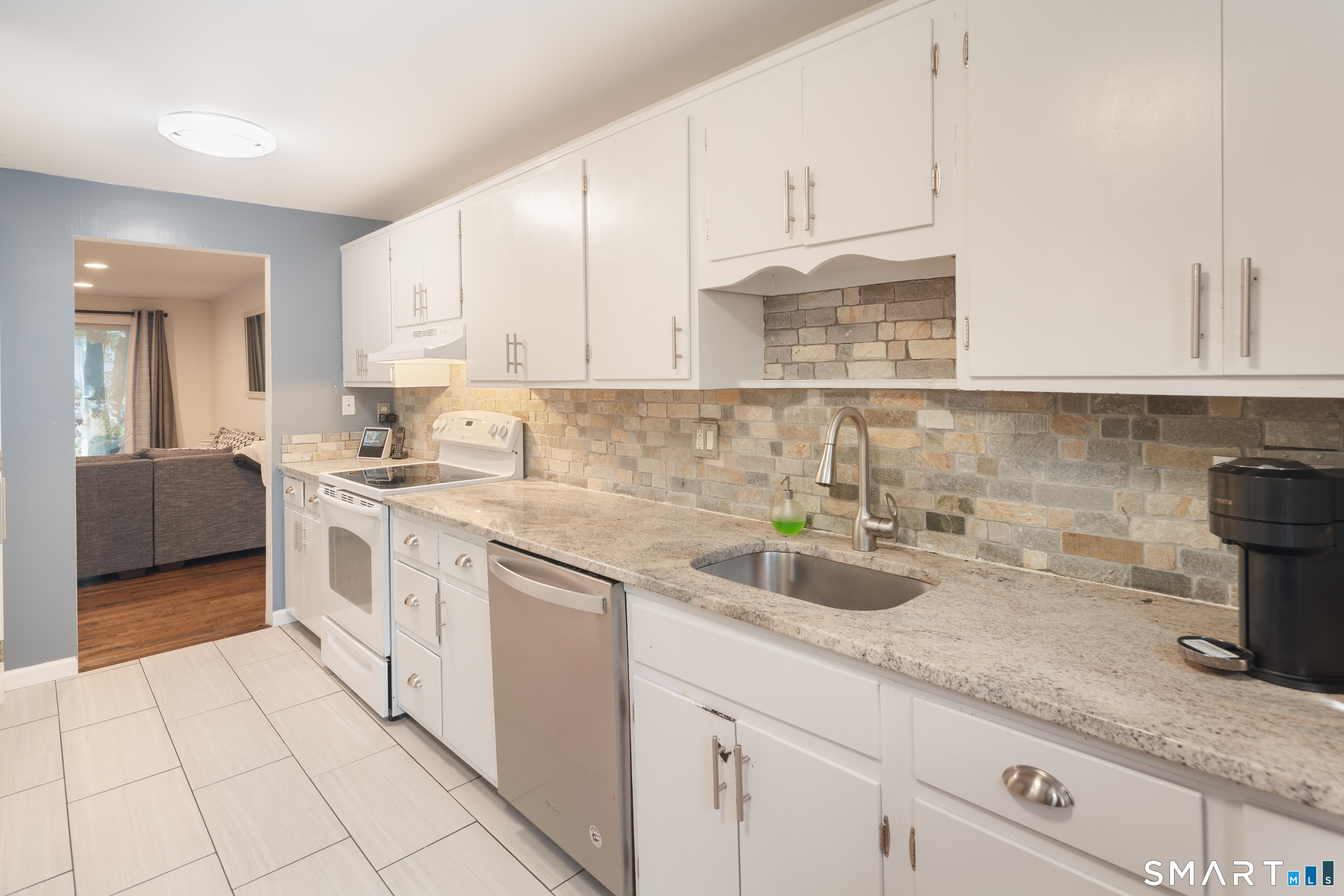 78 Hoyt Street New Canaan CT 06840